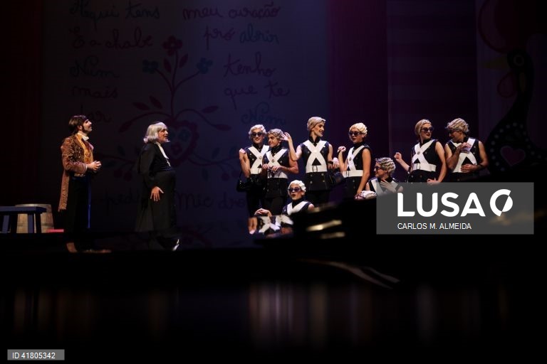 Ensaio de imprensa da opereta "Maria da Fonte", no Centro Cultural de Belém, Lisboa, 7 de novembro de 2023. Comédia em 3 atos, escrita em português, interpretada por oito solistas e 10 atores com o Coro do Teatro Nacional de São Carlos e Orquestra Sinfónica Portuguesa, com estreia marcada para 12 de novembro no Centro Cultural de Belém. (ACOMPANHA TEXTO DE 8 DE NOVEMBRO DE 2023). CARLOS M. ALMEIDA/LUSA