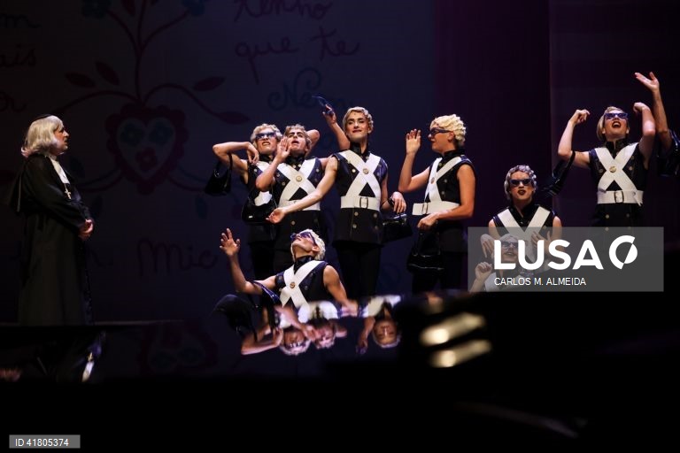 Ensaio de imprensa da opereta "Maria da Fonte", no Centro Cultural de Belém, Lisboa, 7 de novembro de 2023. Comédia em 3 atos, escrita em português, interpretada por oito solistas e 10 atores com o Coro do Teatro Nacional de São Carlos e Orquestra Sinfónica Portuguesa, com estreia marcada para 12 de novembro no Centro Cultural de Belém. (ACOMPANHA TEXTO DE 8 DE NOVEMBRO DE 2023). CARLOS M. ALMEIDA/LUSA