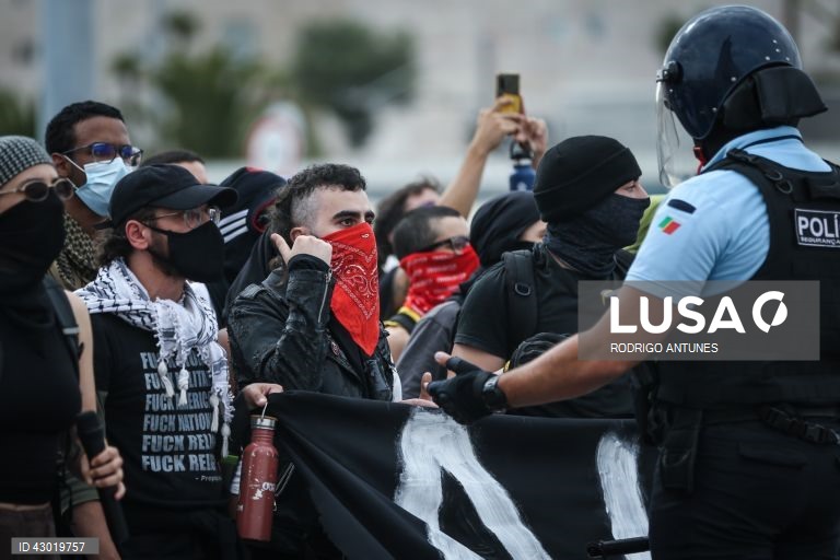 Lisboa: Manifestação fascista e de anti-imigração, organizada pelo Movimento 1143 (do Mário Machado), e uma contramanifestação, organizada por vários movimentos antifascistas, intitulada “Não Passarão”.
