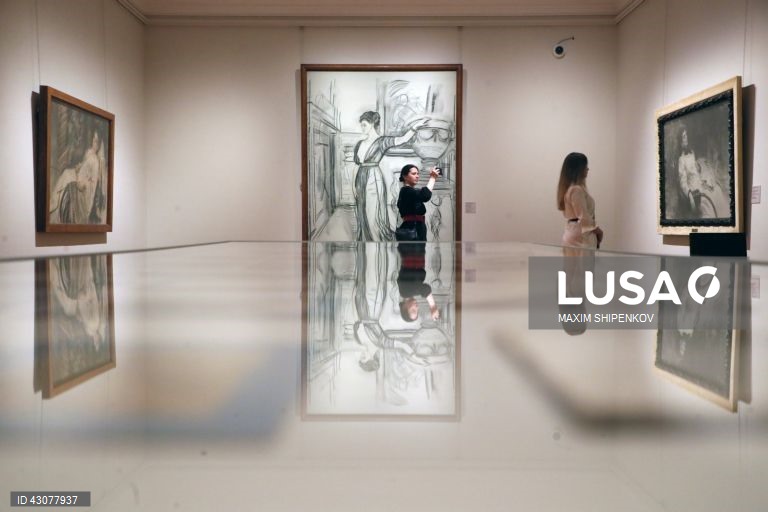 Moscovo: Exposição "Desenhos de tamanho extraordinário das colecções gráficas do século XVIII ao início do século XX"