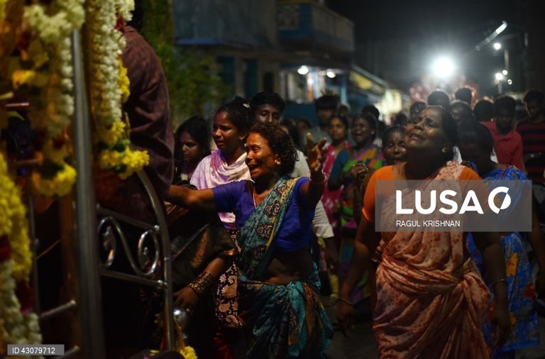 Índia: Pelo menos 38 mortos após alegadamente terem consumido bebidas alcoólicas falsificadas.