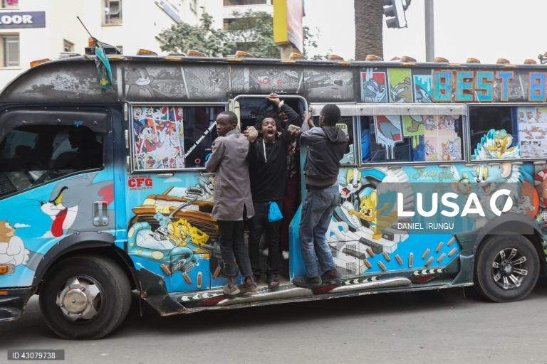 Quénia: Protestos contra a subida de impostos em Nairobi