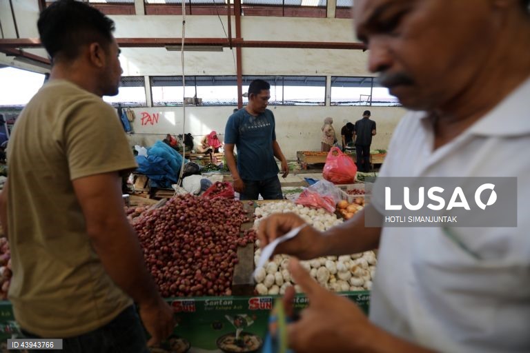 Indonésia: Mercado tradicional em Banda Aceh