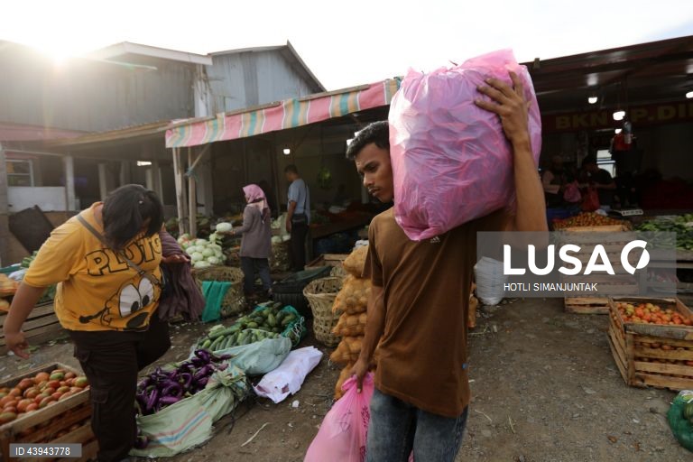 Indonésia: Mercado tradicional em Banda Aceh