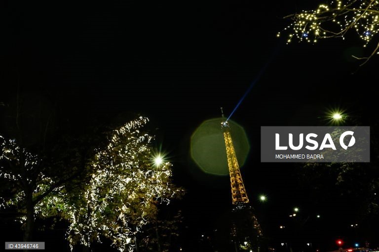 França: Iluminações de Natal em Paris