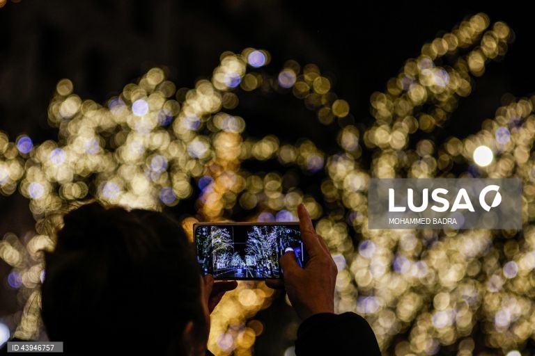 França: Iluminações de Natal em Paris