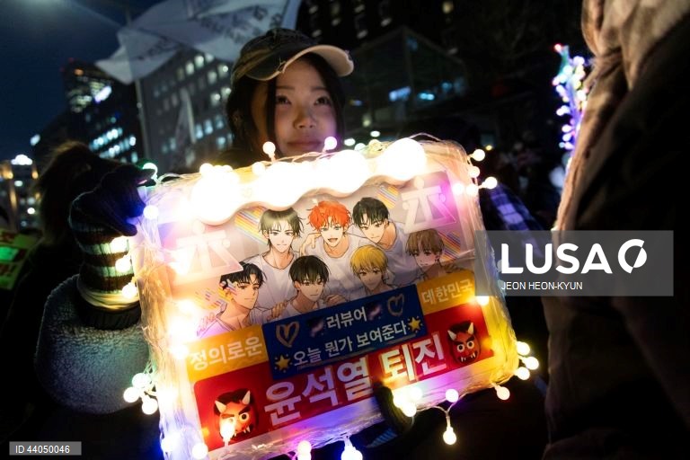 Protesto a favor da destituição do Presidente sul-coreano Yoon