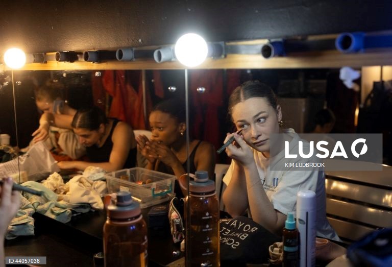 África do Sul: Ensaio geral do ballet "Carmen" em Joanesburgo