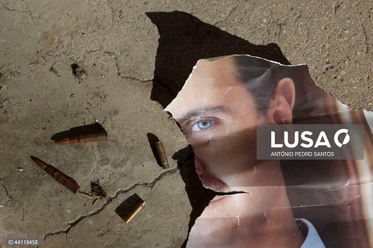 Síria: Retratos do presidente deposto Bashar al-Assad 