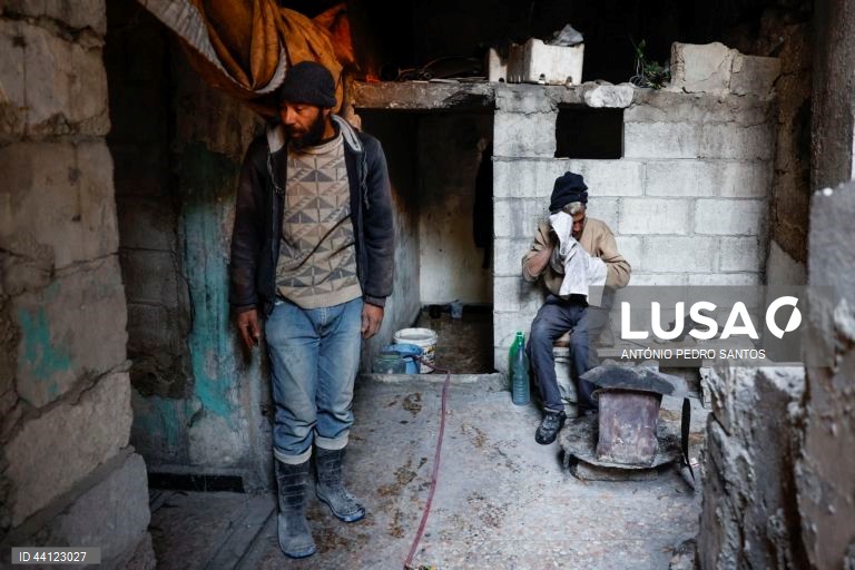 Síria: Yarmouk, Campo de refugiados palestiniano nos arredores de Damasco