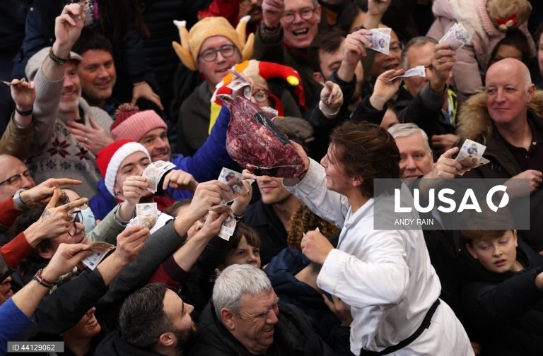 Reino Unido: Venda de carne de peru no Mercado Smithfield em Londres