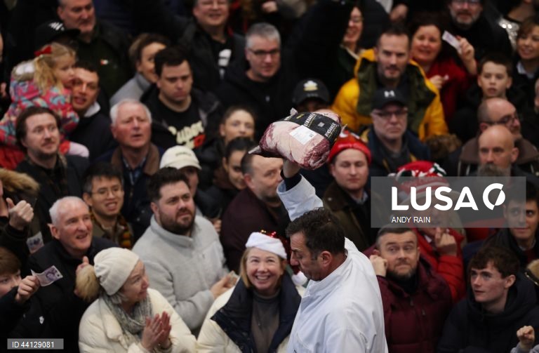 Reino Unido: Venda de carne de peru no Mercado Smithfield em Londres