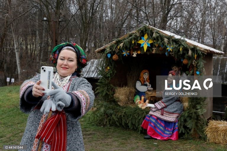 Ucrânia: Celebrações do Natal ortodoxo na aldeia de Pyrogovo