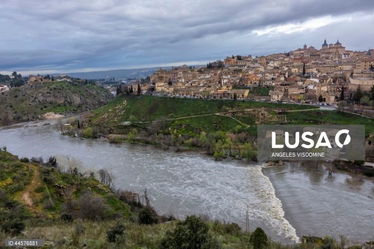 Espanha: centenas de pessoas retiradas das suas zonas devido à tempestade Jana