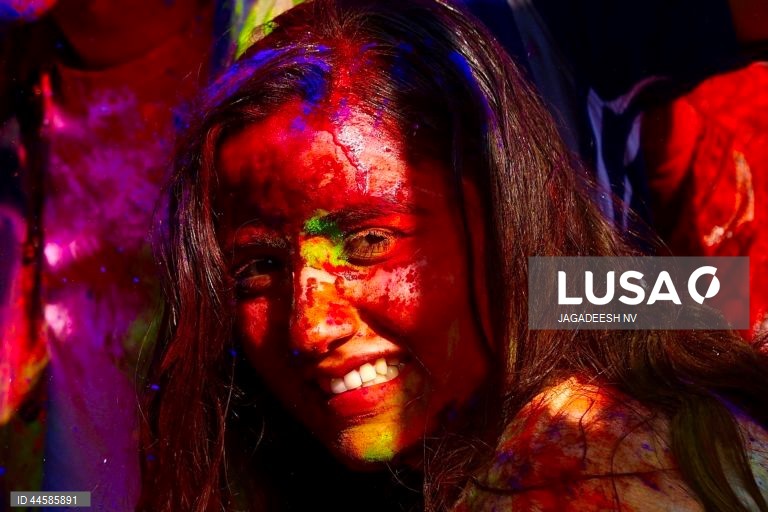 Bangalore: Festival das cores Holi