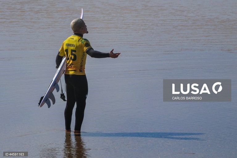 Surf: Meo Rip Curl Portugal