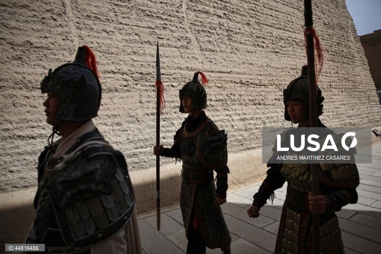 China: Cidade Fortaleza de Jiayuguan