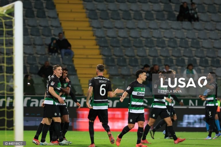  O Sporting voltou a vencer hoje o Rio Ave, agora por 2-1, em Paços de Ferreira, e apurou-se para a final da Taça de Portugal em futebol, com um agregado de 4-1.