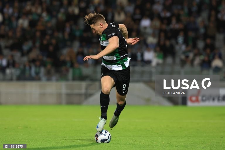  O Sporting voltou a vencer hoje o Rio Ave, agora por 2-1, em Paços de Ferreira, e apurou-se para a final da Taça de Portugal em futebol, com um agregado de 4-1.