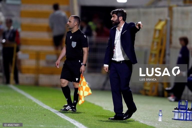 A seleção portuguesa conservou hoje a liderança do Grupo B de apuramento para o europeu de futebol de sub-21, ao vencer 3-0 na receção à Bulgária, em jogo disputado em Portimão.