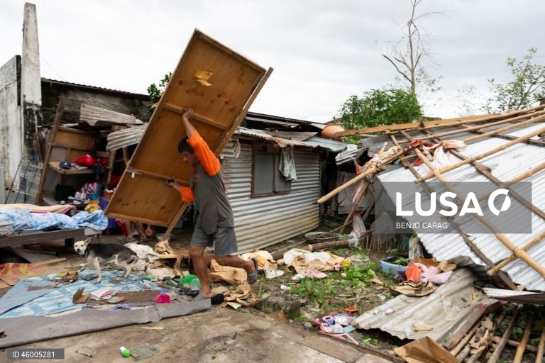 Filipinas: O tufão Fung-Wong causa inundações, cortes de energia e danos materiais