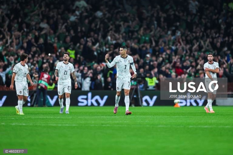 Futebol: Jogo de qualificação para o Mundial 2026 - República da Irlanda vs Portugal