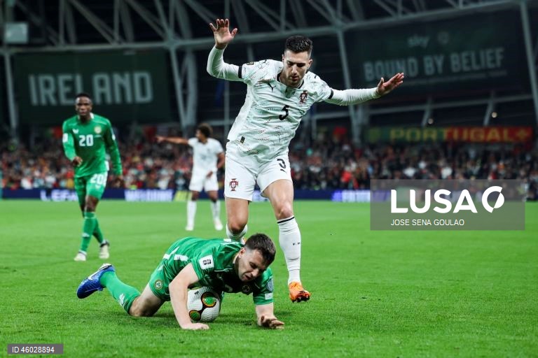 Futebol: Jogo de qualificação para o Mundial 2026 - República da Irlanda vs Portugal