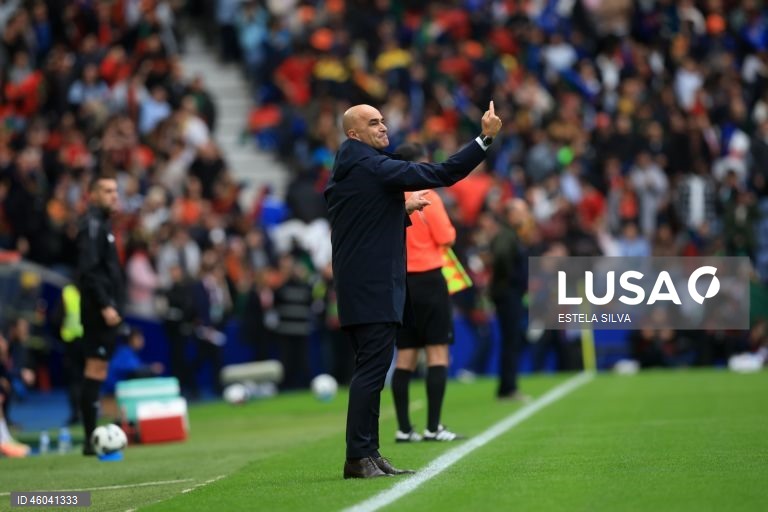 A seleção portuguesa de futebol assegurou hoje a nona presença num Campeonato do Mundo, ao golear por 9-1 a Arménia, na sexta e última jornada do Grupo F da qualificação europeia, no Estádio do Dragão, no Porto.