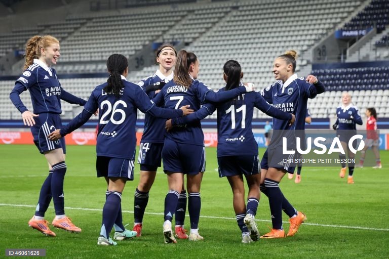 O Benfica piorou hoje a sua situação na Liga dos Campeões feminina de futebol, ao perder fora com as francesas do Paris FC (2-0), na quarta e antepenúltima jornada da fase de liga, penalizado por uma expulsão e erros a finalizar.