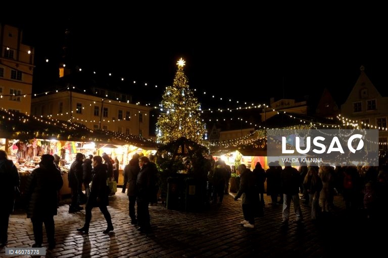 Estónia: Mercado de Natal abre em Tallinn