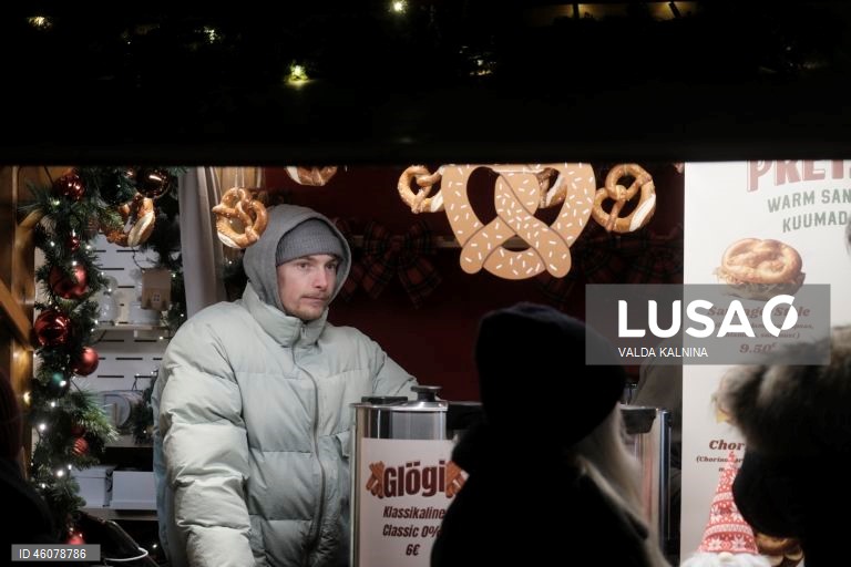 Estónia: Mercado de Natal abre em Tallinn