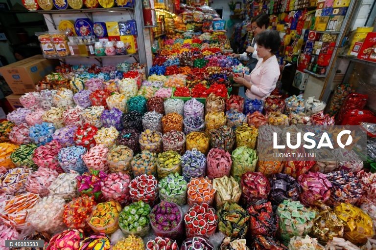 Vietname: Mercado de rua em Hanoi