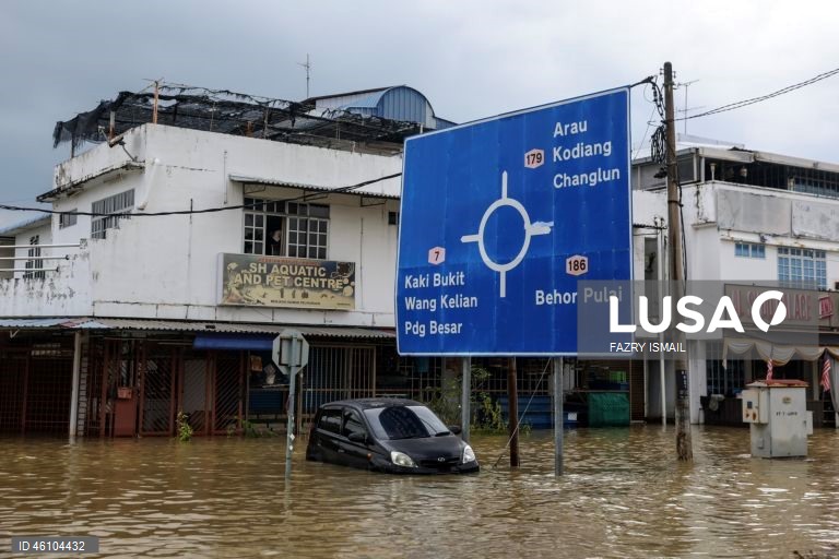 As inundações afetam a vida quotidiana na Malásia