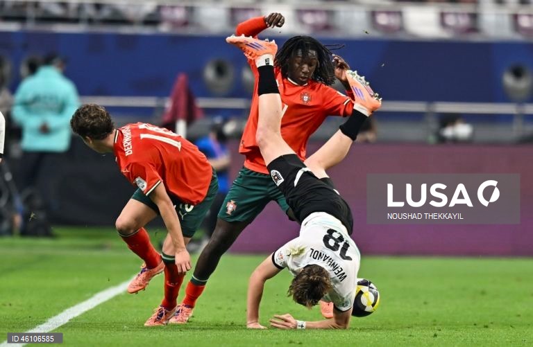 Portugal conquistou hoje o título mundial de futebol de sub-17, pela primeira vez, ao vencer a Áustria, por 1-0, em Doha, na final do Campeonato do Mundo.