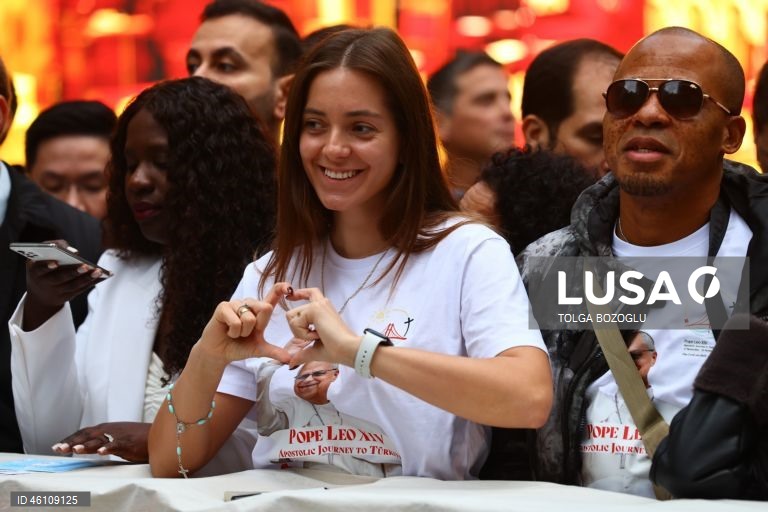 Papa Leão XVI visita a Turquia