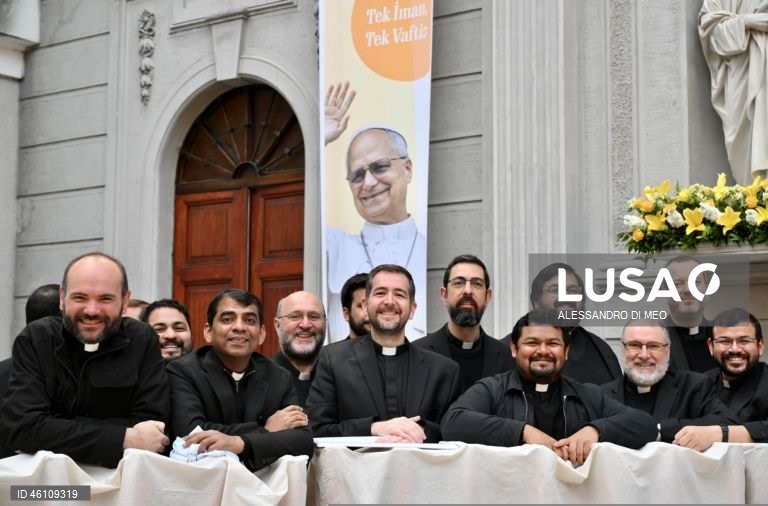 Papa Leão XVI visita a Turquia