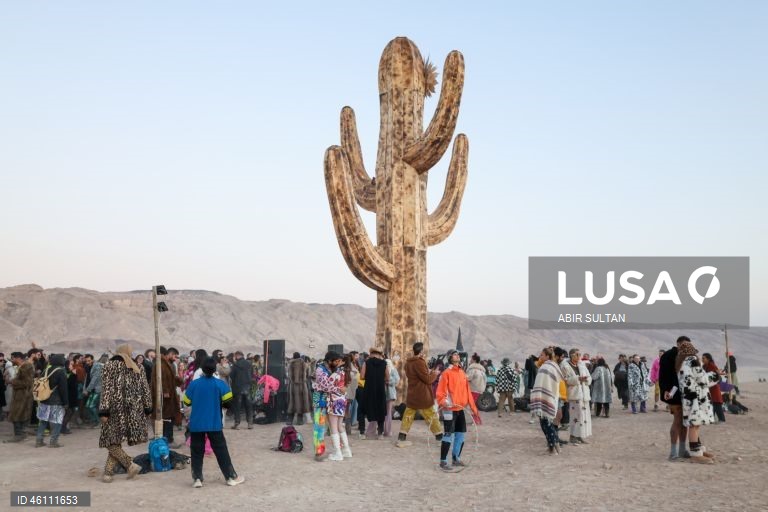 Israel: Festival Midburn no deserto do Negev