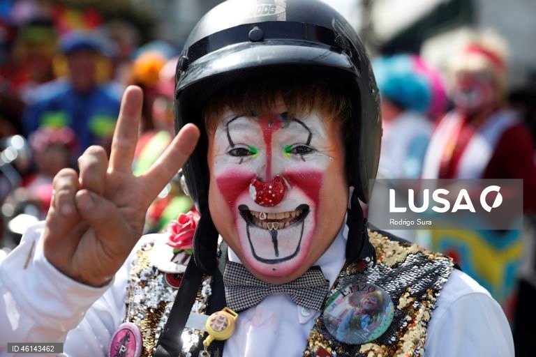 El Salvador: Desfile de palhaços em San Salvador