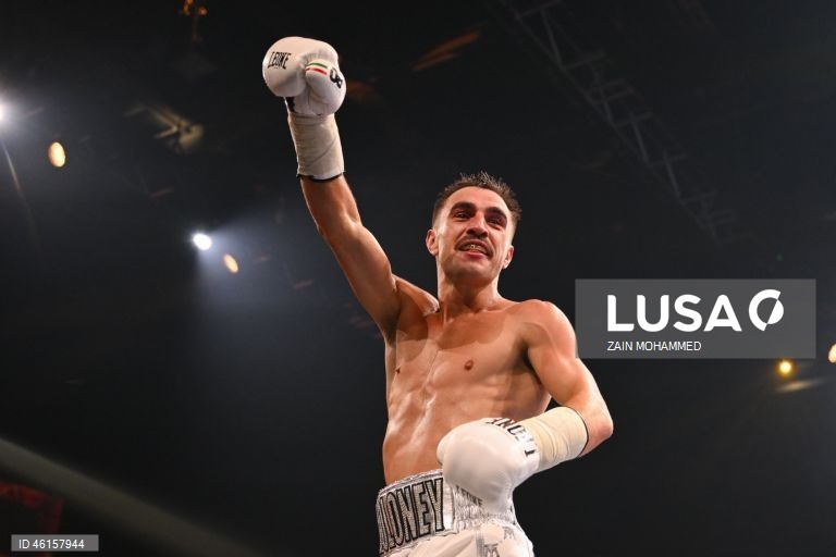 Jason Moloney, da Austrália venceu contra Herlan Gomez, das Filipinas, durante a luta pelo título WBC Australasian Bantamweight 2025 no Gold Coast Convention Centre, em Broadbeach, Austrália.
