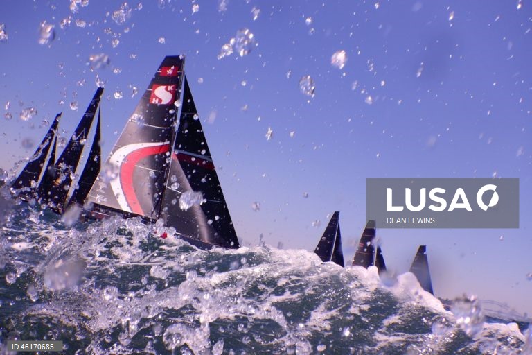 Austrália: SOLAS Big Boat Challenge 2025 no porto de Sydney