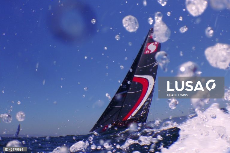 Austrália: SOLAS Big Boat Challenge 2025 no porto de Sydney