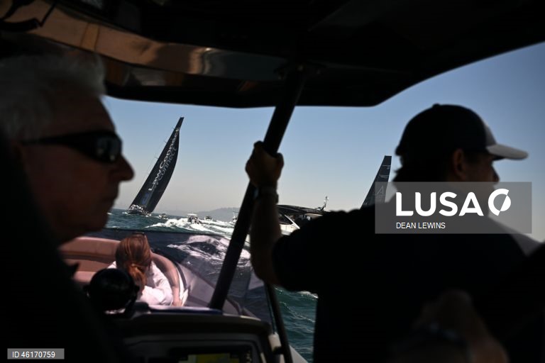 Austrália: SOLAS Big Boat Challenge 2025 no porto de Sydney