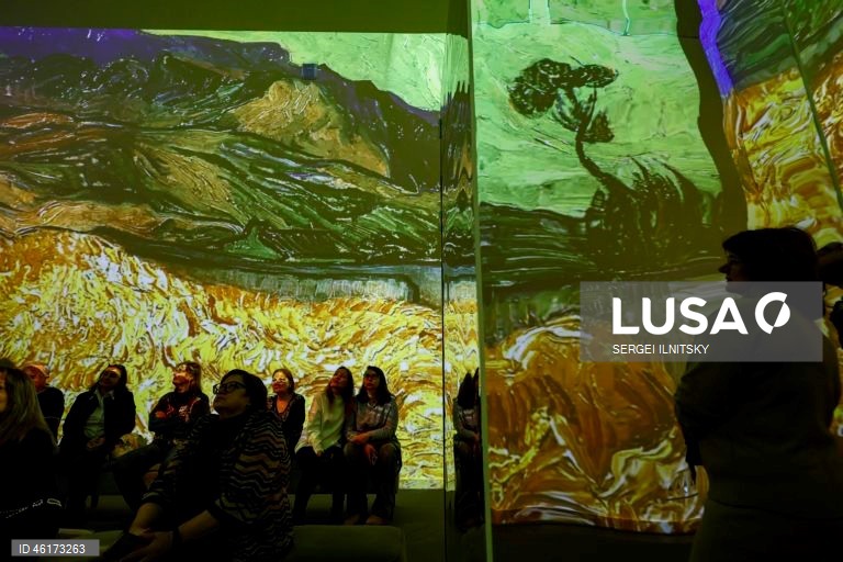 Rússia: Exposição multimédia «Ser Van Gogh» em Moscovo