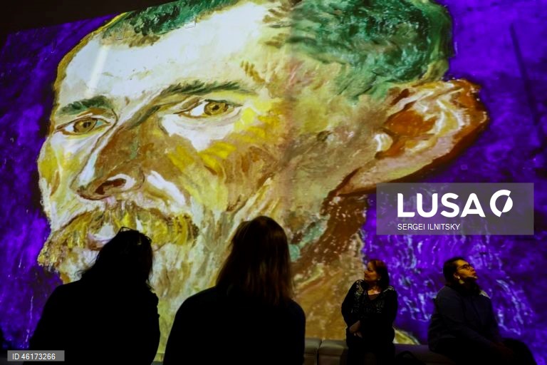 Rússia: Exposição multimédia «Ser Van Gogh» em Moscovo