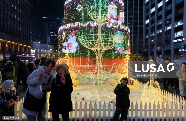 2025 Seoul Winter Festa abre em Seul