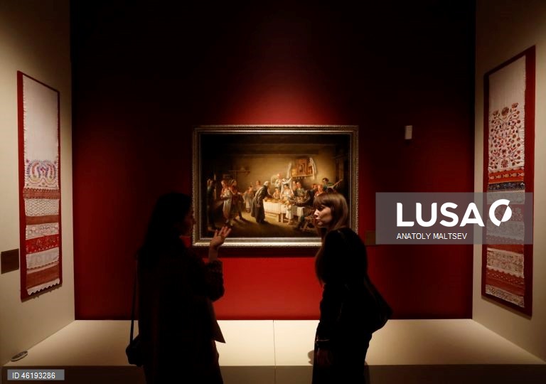 Rússia: Exposição "Tradição Russa" em São Petersburgo.