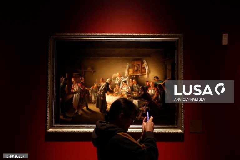 Rússia: Exposição "Tradição Russa" em São Petersburgo.