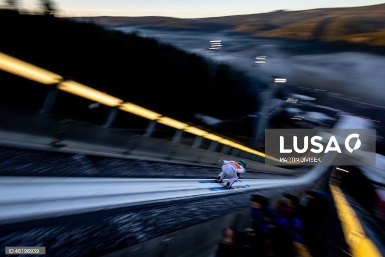Alemanha: Taça do Mundo de Saltos de Esqui da FIS em Klingenthal