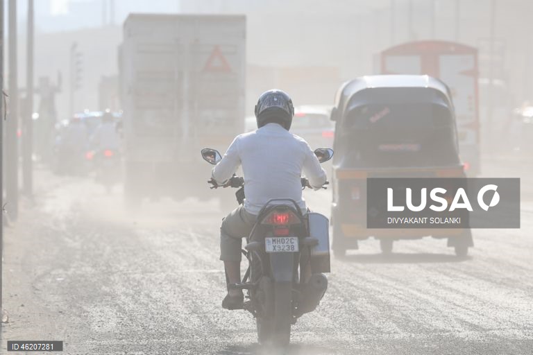 Índia: Poluição atmosférica em Mumbai