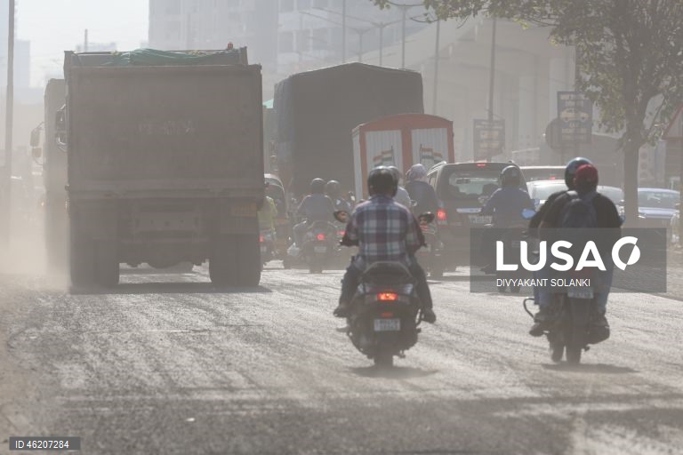 Índia: Poluição atmosférica em Mumbai